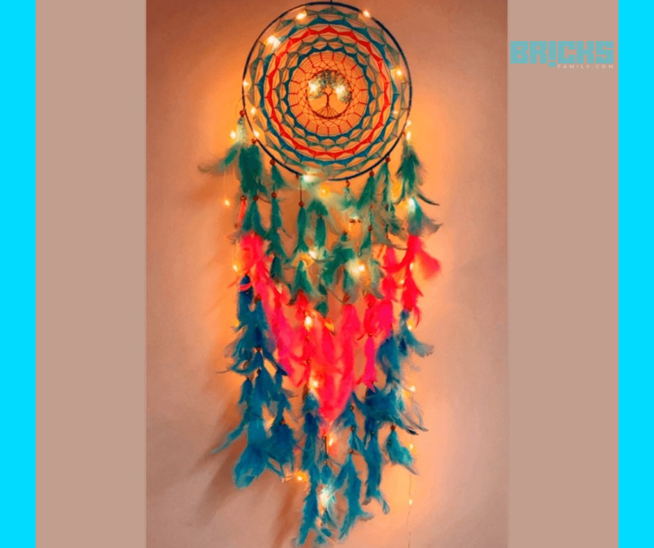 Dream catchers add positivity and cheerfulness to your home