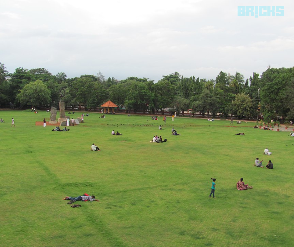 Manachira Gardens near Manachira Metro Station 