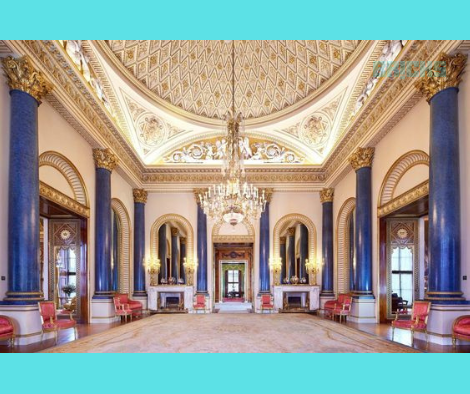 Buckingham Palace comprises several majestic rooms 