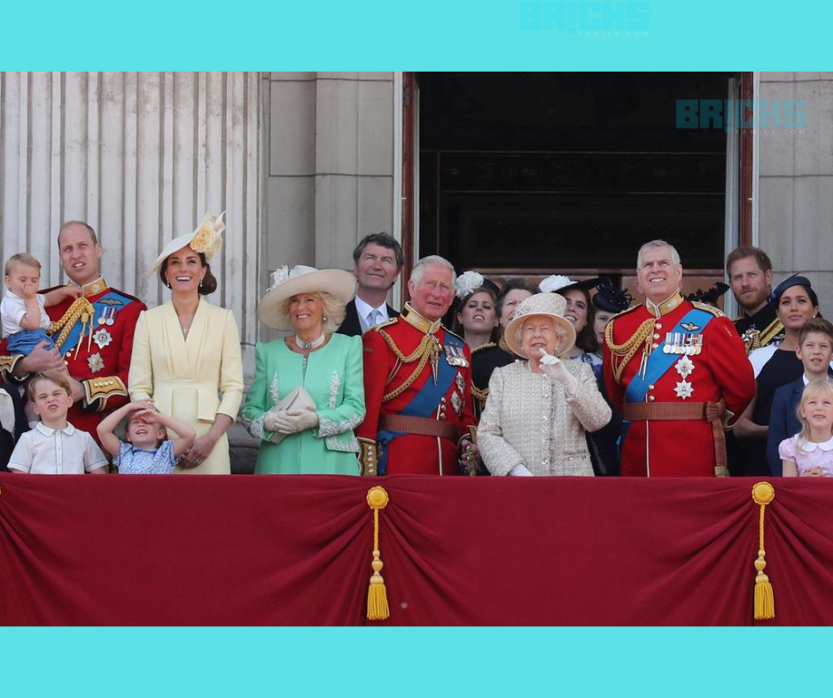 King Charles standing with her mother, Queen Elizabeth 