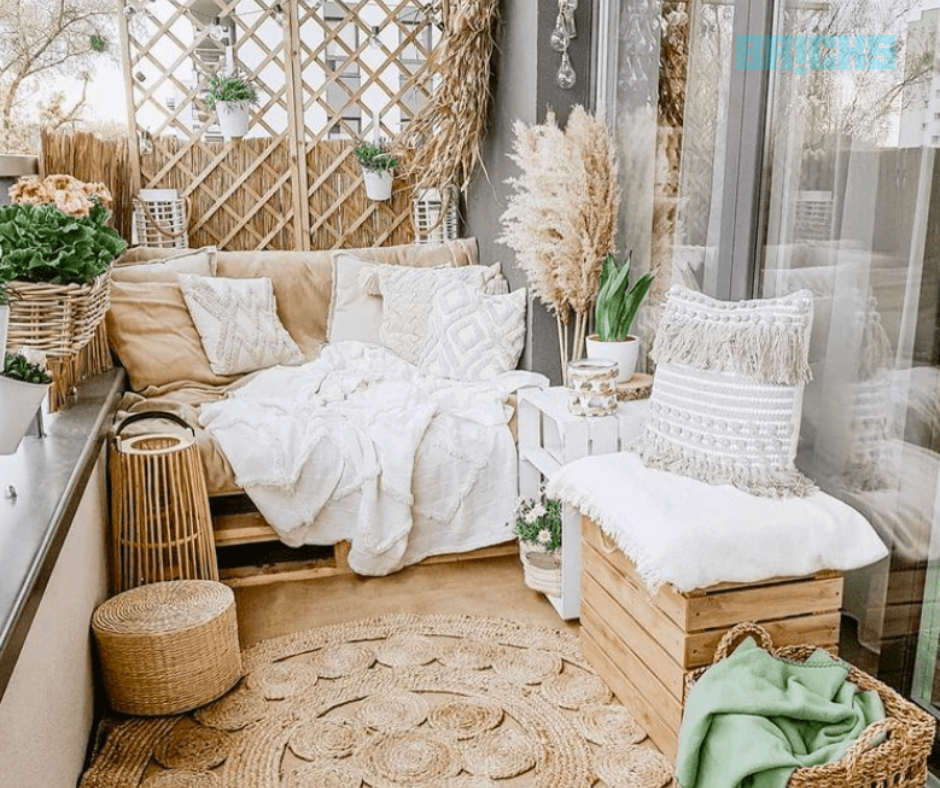 Balcony decor bohemian style