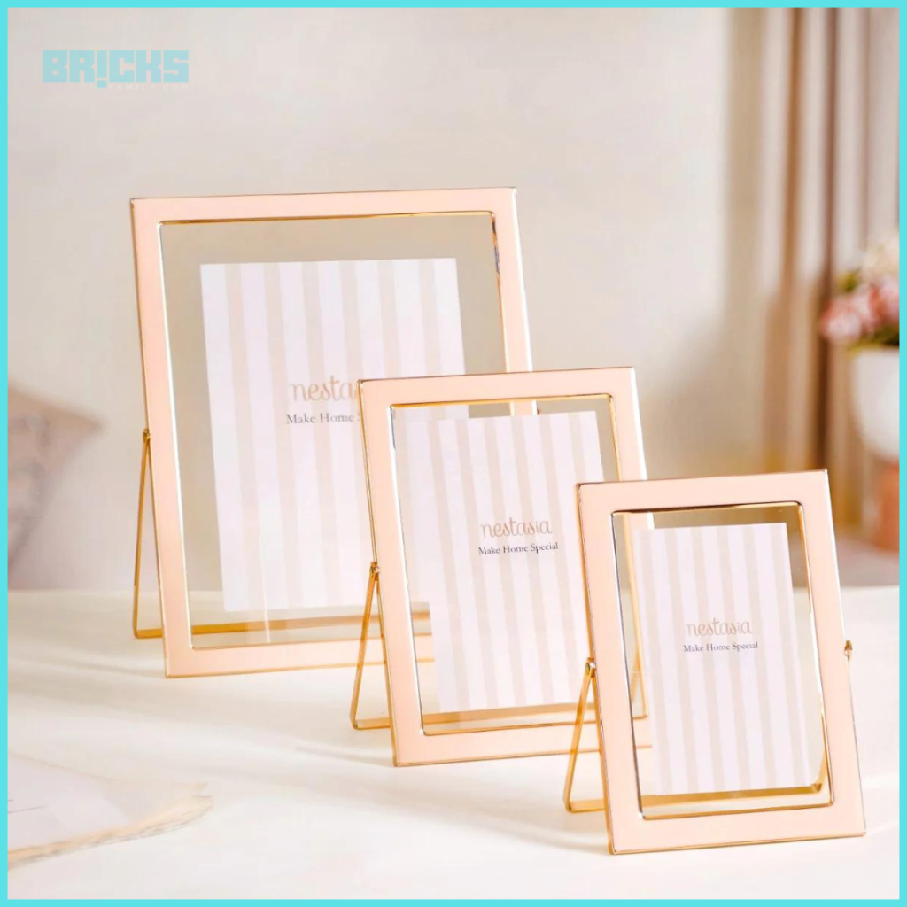 Stylish photo frames as gifts