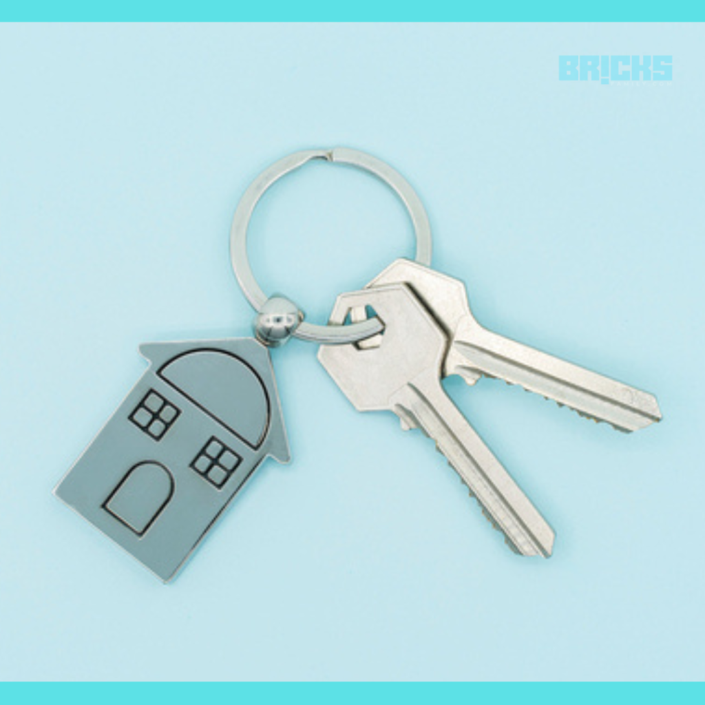 Sentimental Customized Home Ornaments as keychains